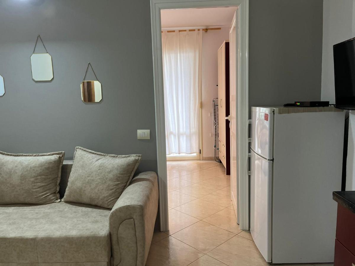 Lungomare Vlore Con Garage Privato 2 Leilighet Eksteriør bilde