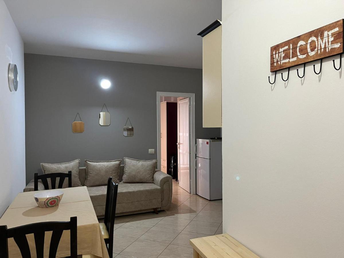 Lungomare Vlore Con Garage Privato 2 Leilighet Eksteriør bilde